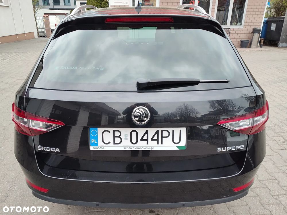 Skoda Superb 2.0 TDI Style - 11