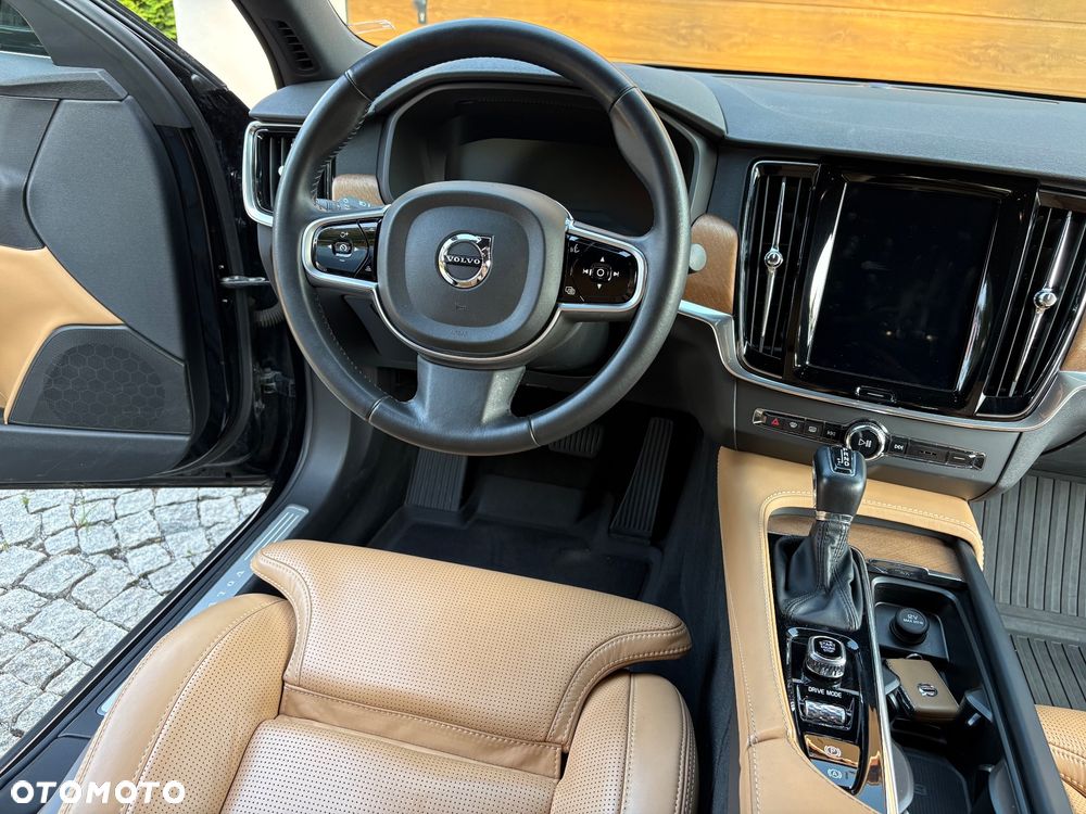 Volvo S90 D5 SCR AWD Inscription - 32