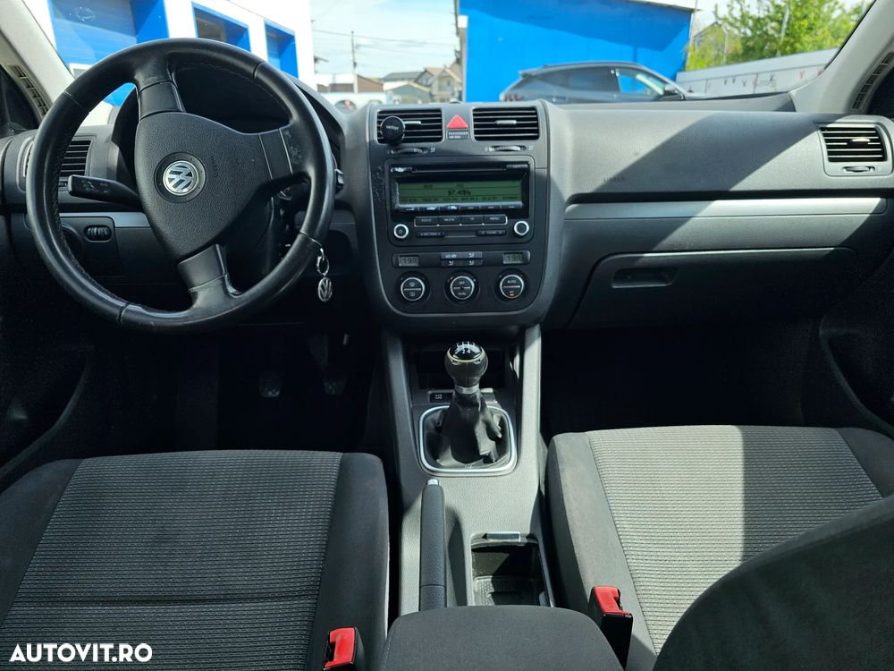 Volkswagen Jetta 1.9 TDI Comfortline - 14