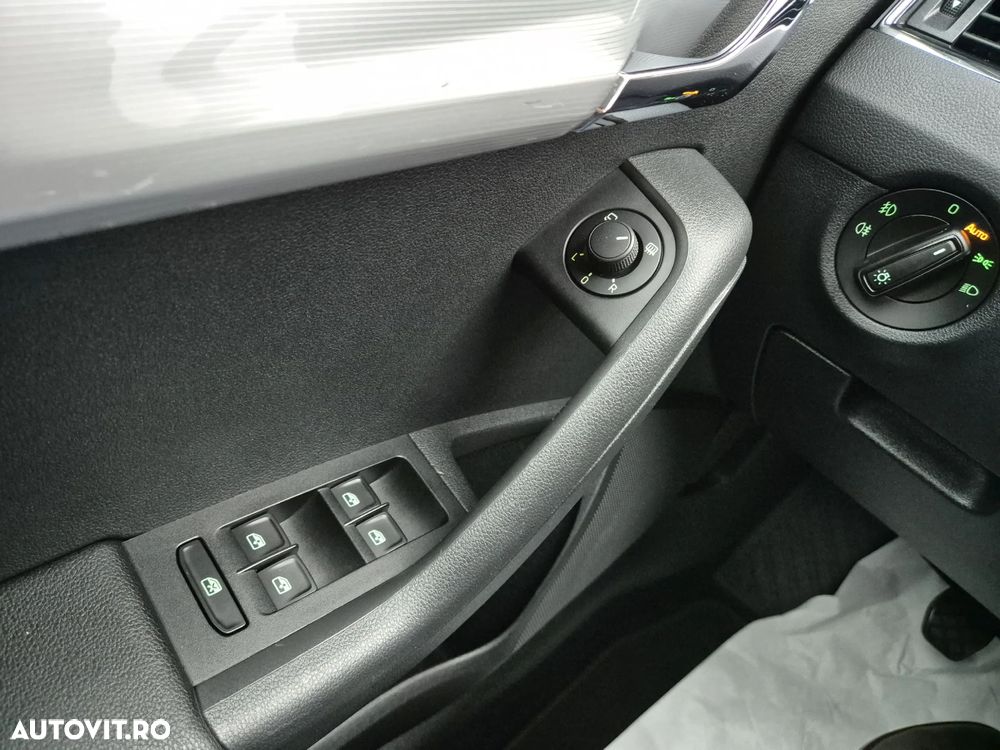 Skoda Octavia 2.0 TDI STYLE - 13