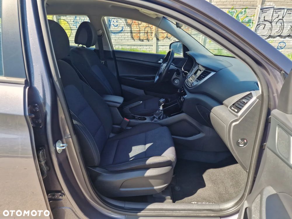 Hyundai Tucson 1.6 GDI BlueDrive Comfort 2WD - 10