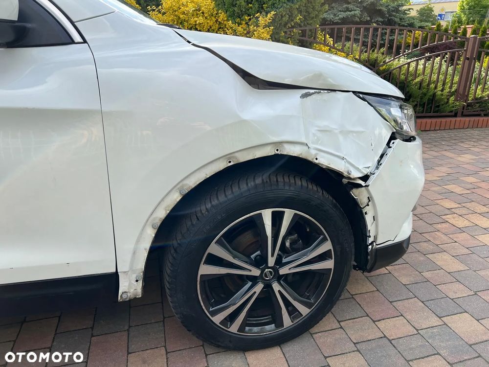 Nissan Qashqai 1.5 dCi DCT TEKNA - 13