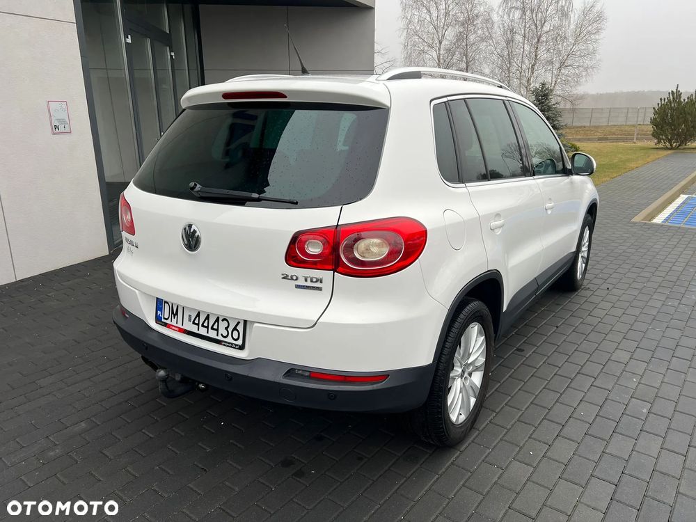 Volkswagen Tiguan - 4
