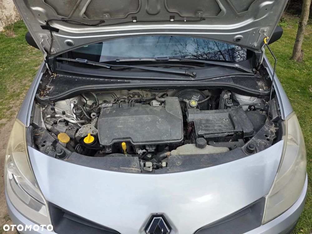 Renault Clio 1.2 16V Dynamique - 11