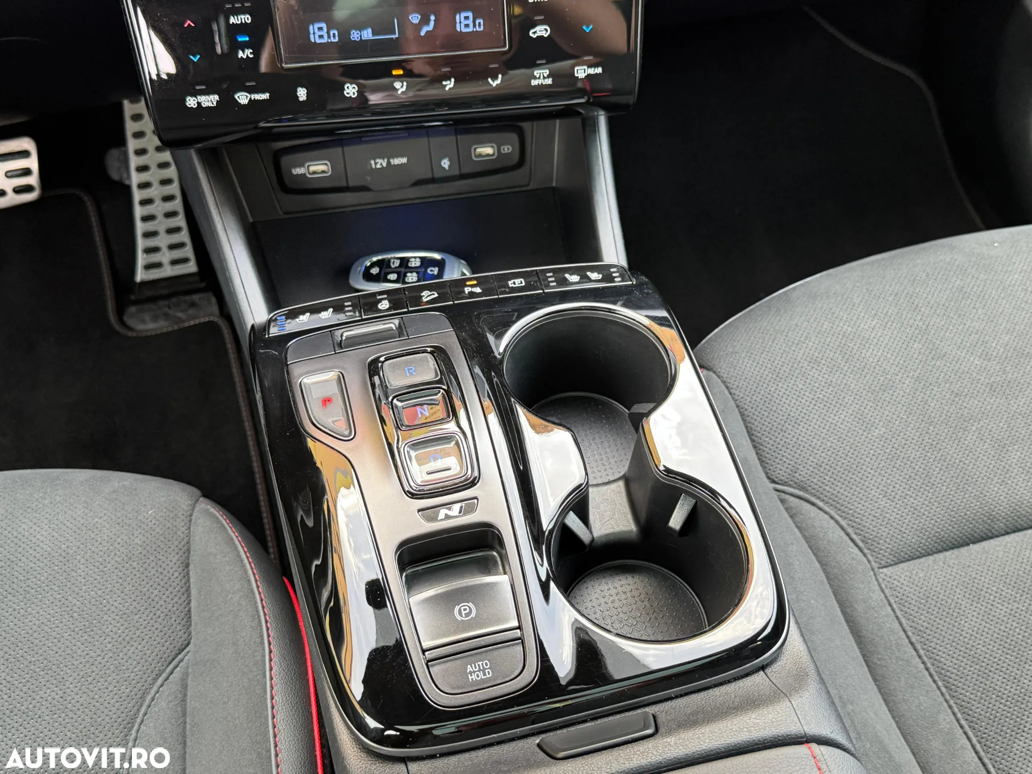 Hyundai Tucson - 8