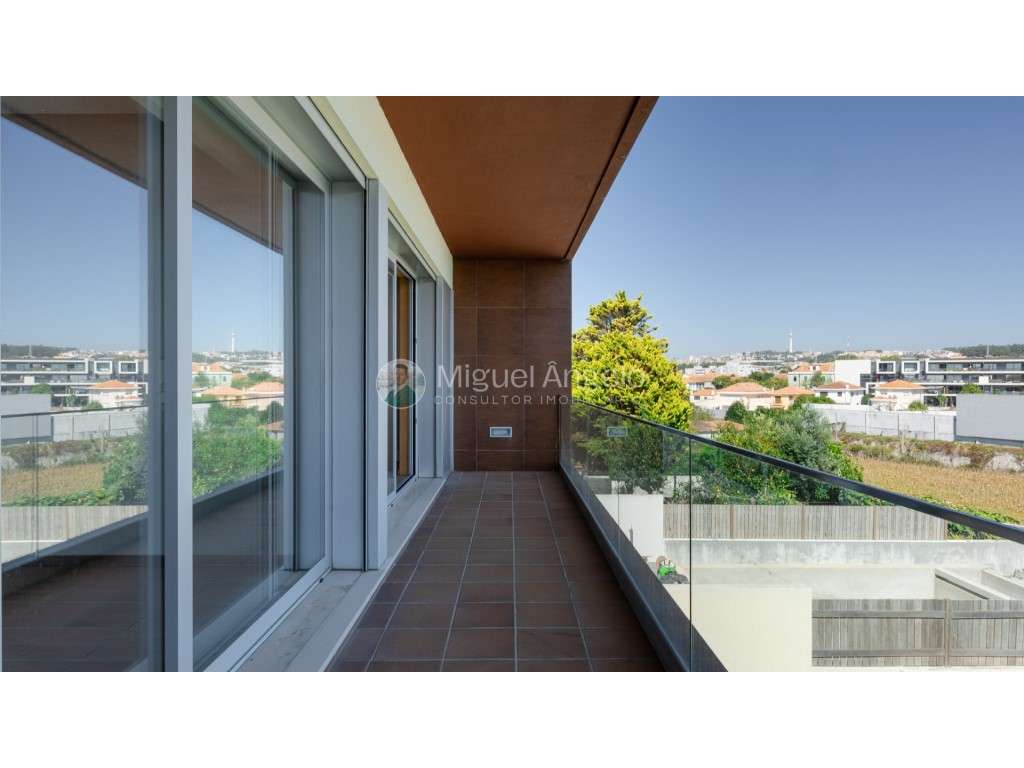 Moradia V5 com piscina em Valadares, a 10minutos da praia - Grande imagem: 2/48