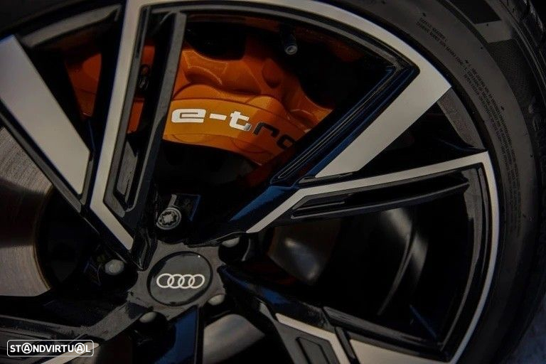 Audi e-tron 50 quattro S line - 27