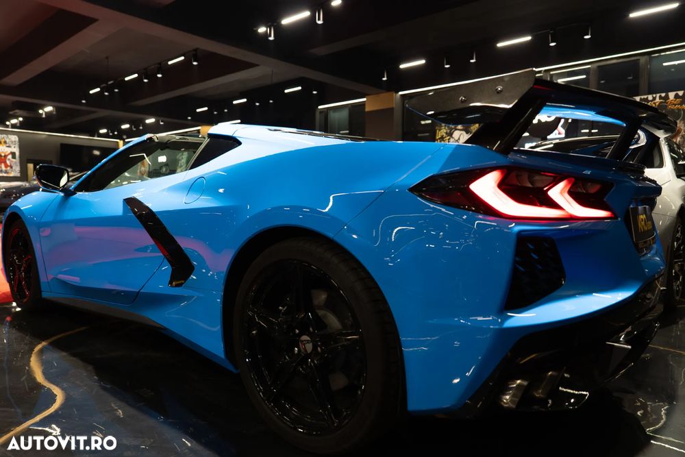 Chevrolet Corvette - 3