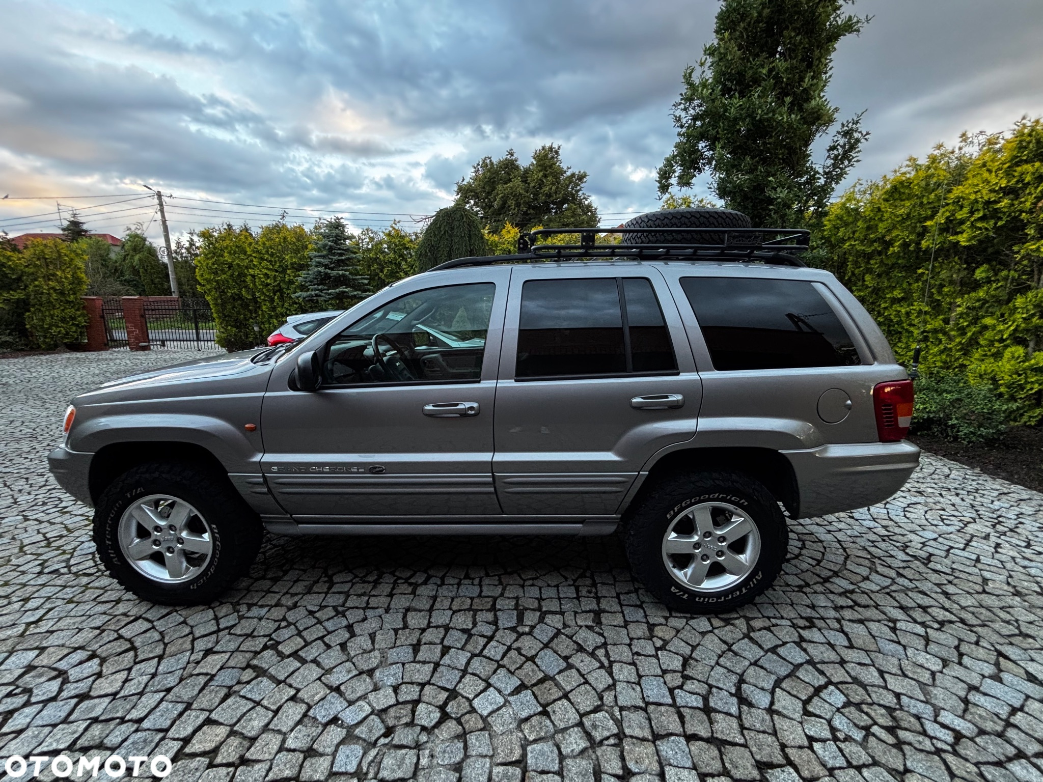 Jeep Grand Cherokee 4.7 Overland