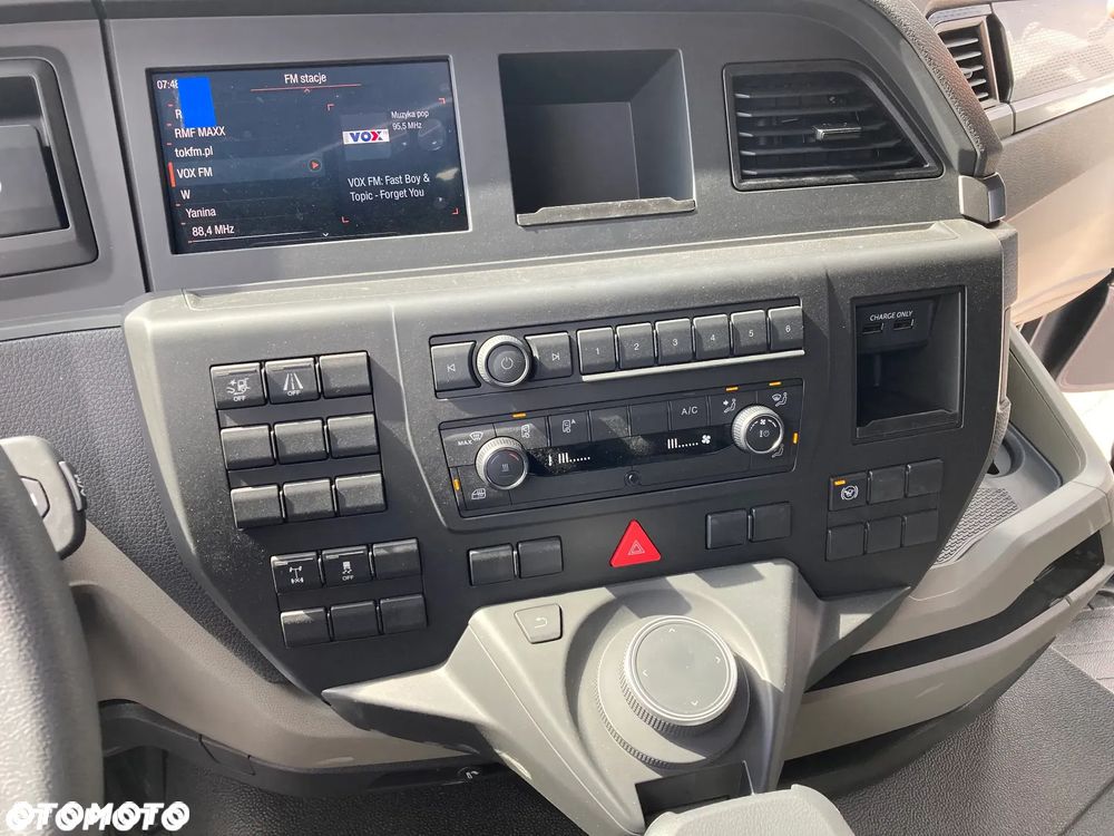 MAN MAN TGL 12.250 4X2 BL CH - 5