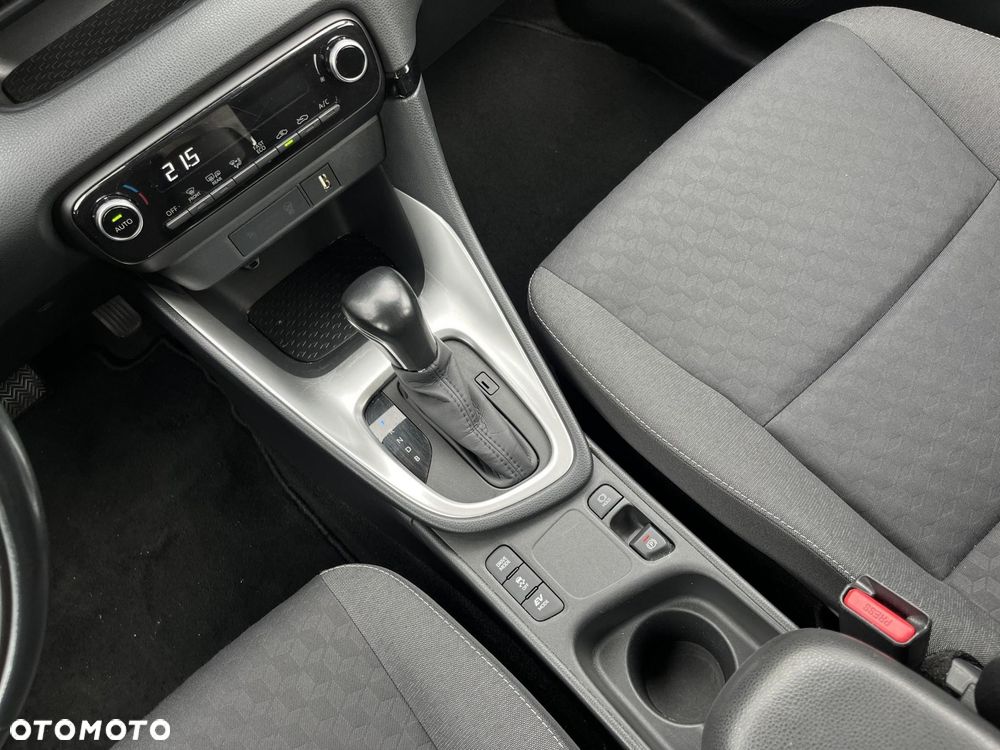 Toyota Yaris - 15