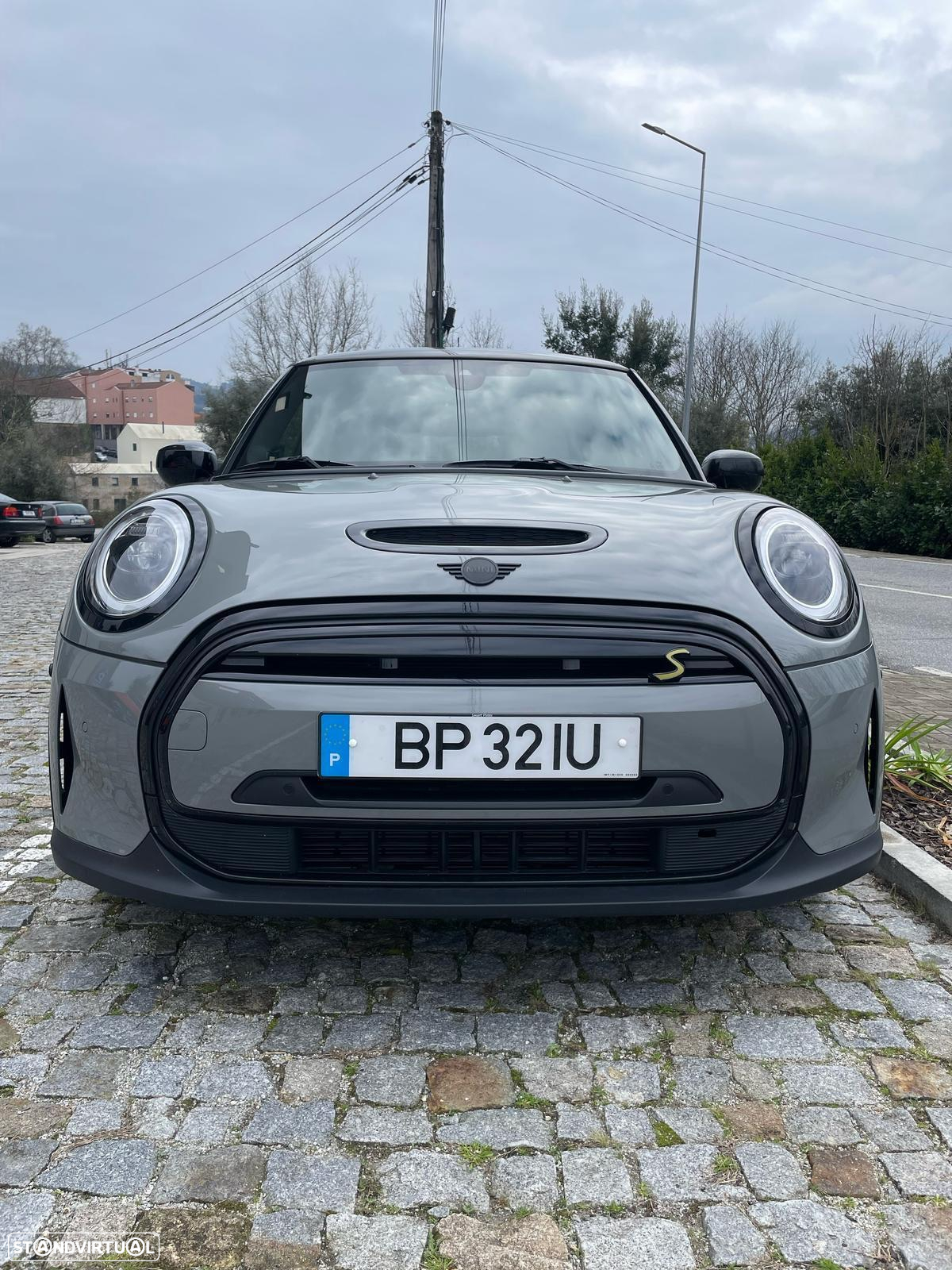 MINI 3 Portas Cooper SE - 4