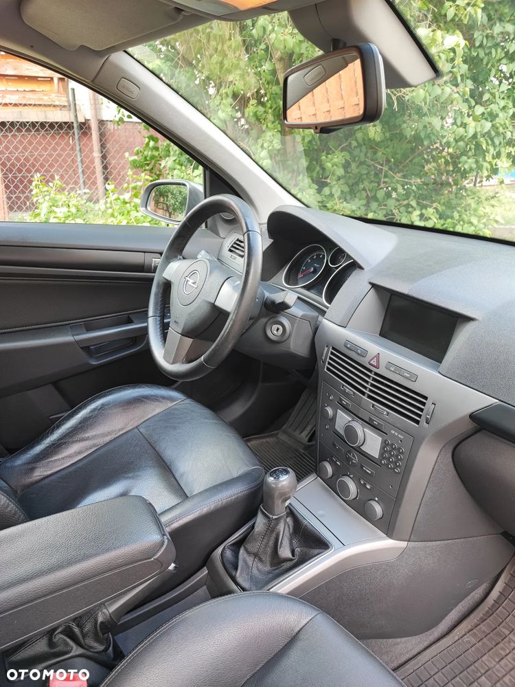 Opel Astra 2.0 T Sport - 5