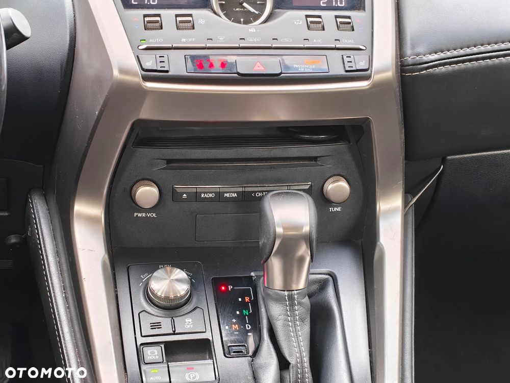 Lexus NX 300 Elegance 2WD - 15