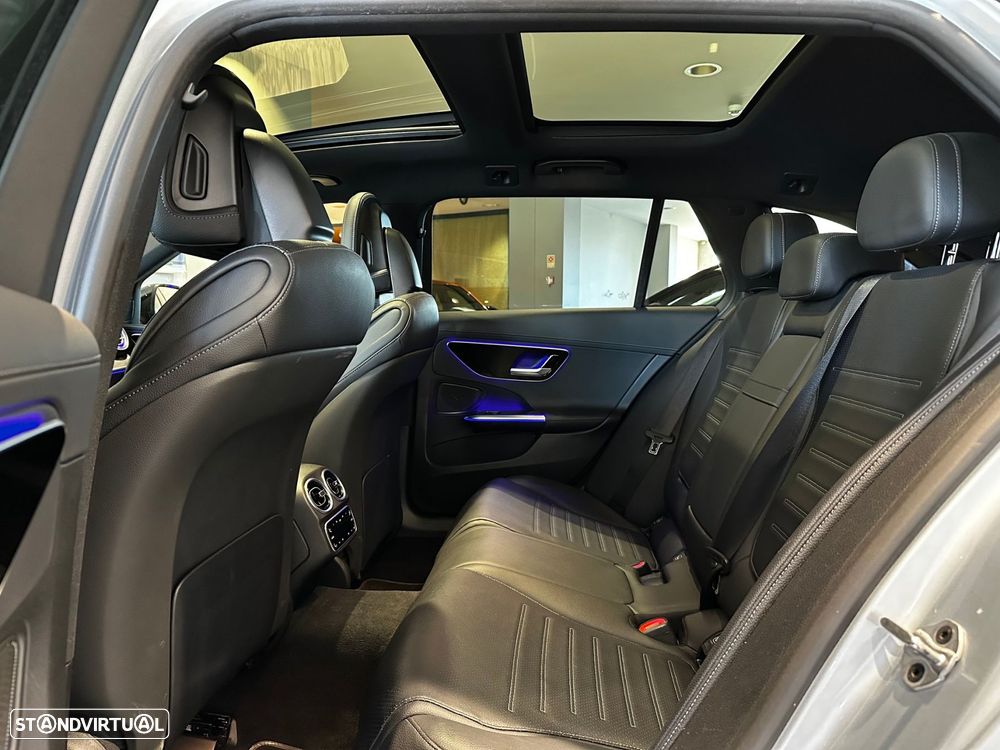 Mercedes-Benz C 300 e AMG Line - 38