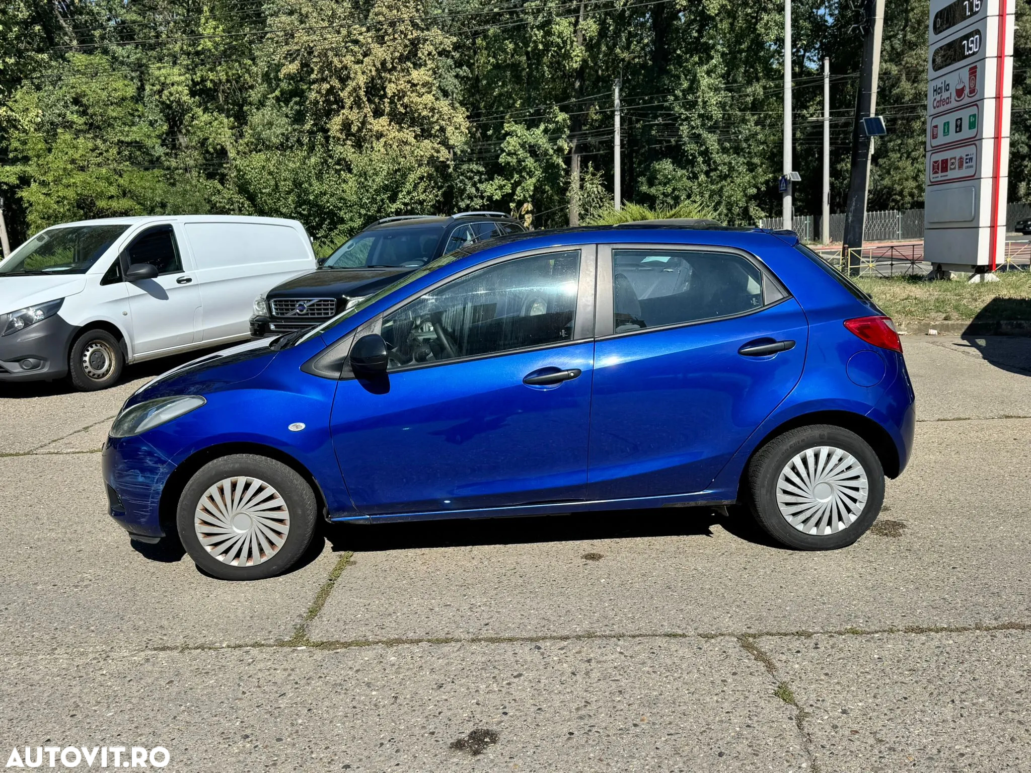 Mazda 2 1.3i CE Pro - 5