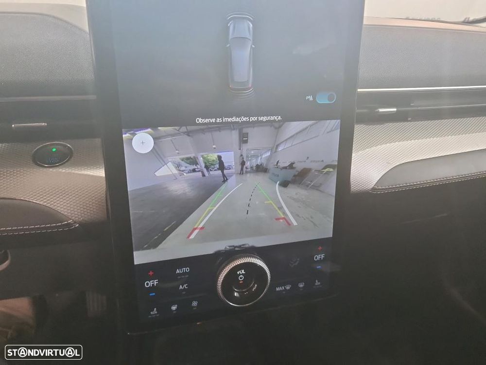 Ford Mustang Mach-E Standard - 6