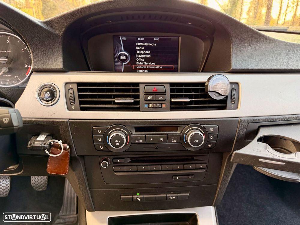 BMW 320 - 24