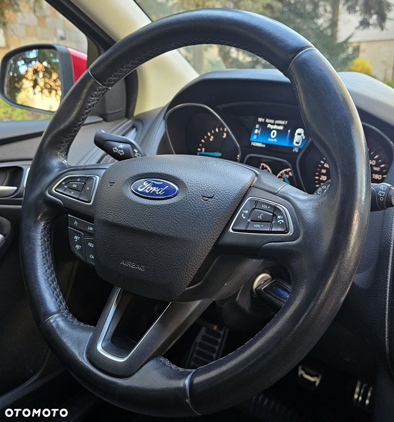 Ford Focus 2.0 TDCi ST-Line ASS - 19