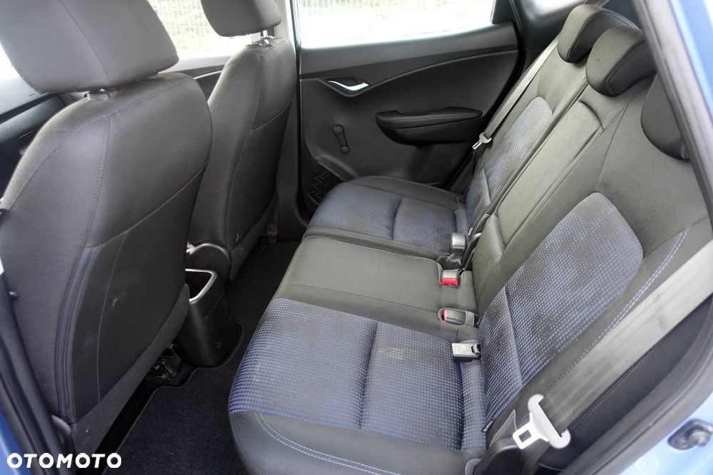 Hyundai ix20 1.6 Trend - 13