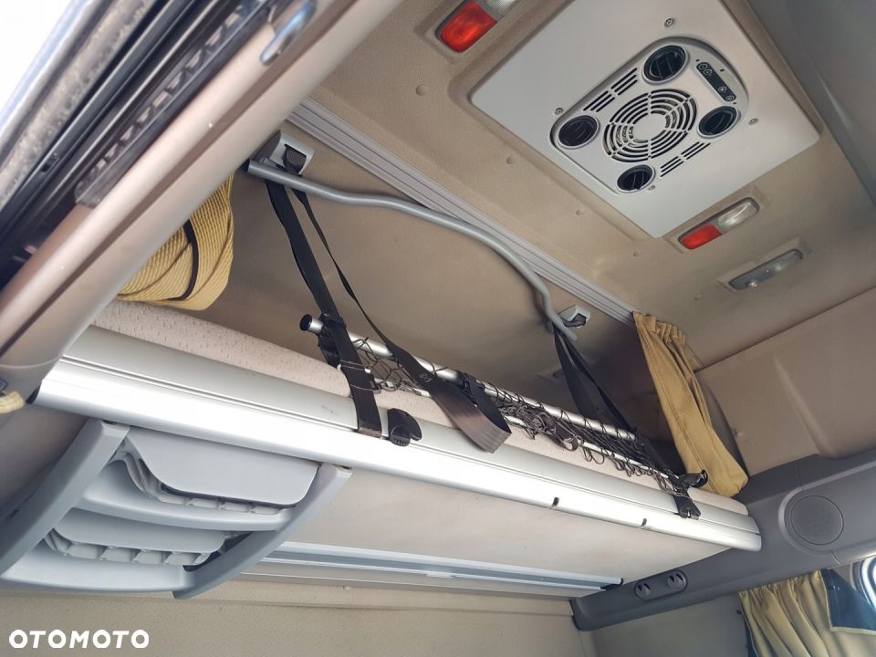 ŁÓŻKO GÓRNE KOMPLETNE Z MOCOWANIEM DAF XF 105 - 4