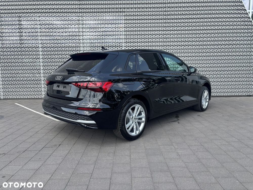 Audi A3 Sportback - 8