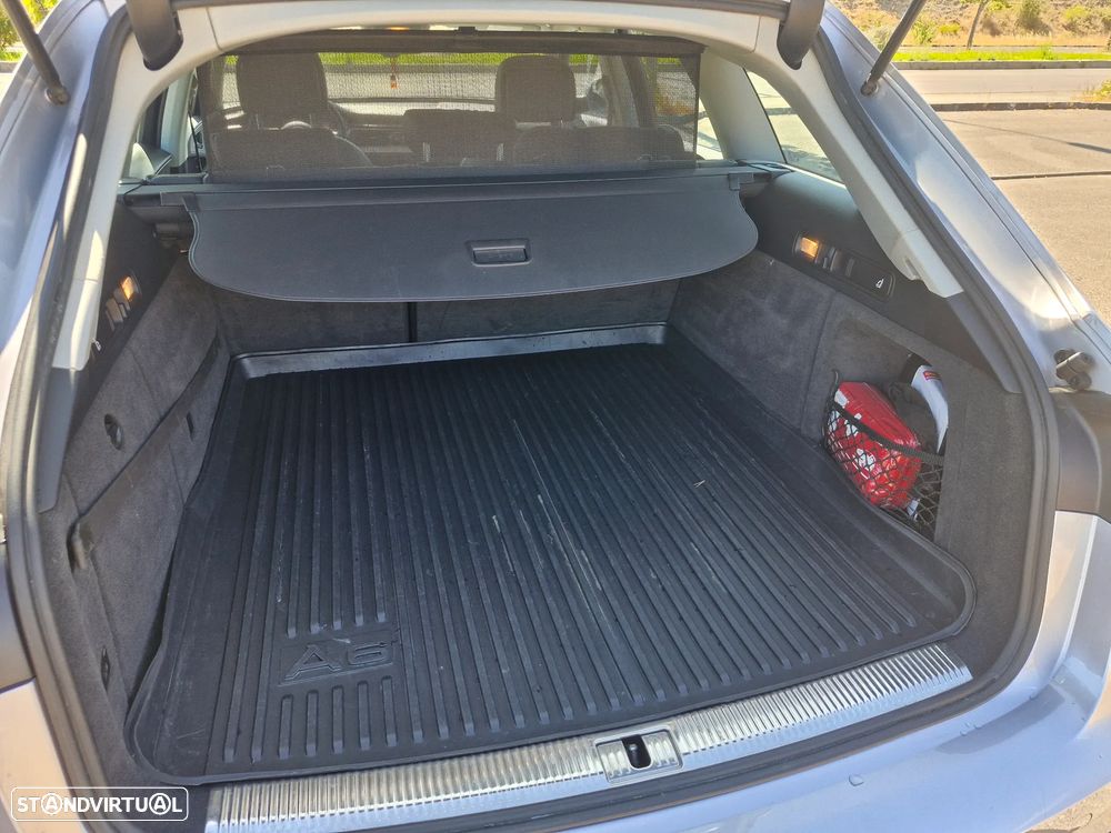 Audi A6 Avant 2.0 TDi Advance S tronic - 9