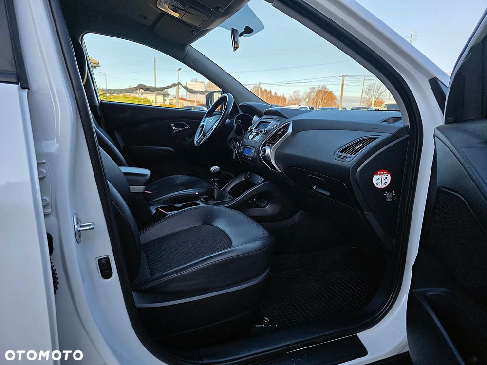 Hyundai ix35 1.7 CRDi Premium 2WD - 27