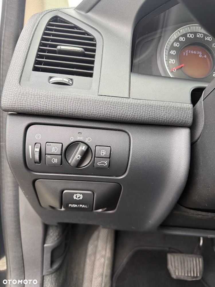 Volvo XC 60 - 17