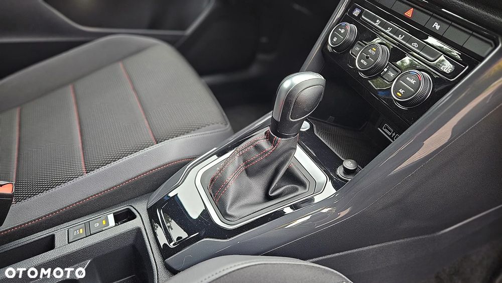 Volkswagen T-Roc 1.5 TSI R-Line Plus DSG - 25