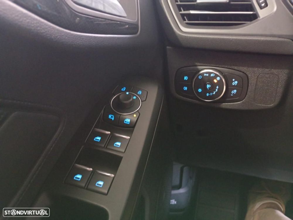 Ford Focus 1.0 EcoBoost MHEV ST-Line - 20