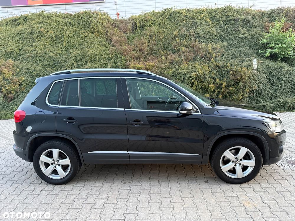 Volkswagen Tiguan 2.0 TDI DPF 4Motion BlueMotion Technology DSG Exclusive - 10