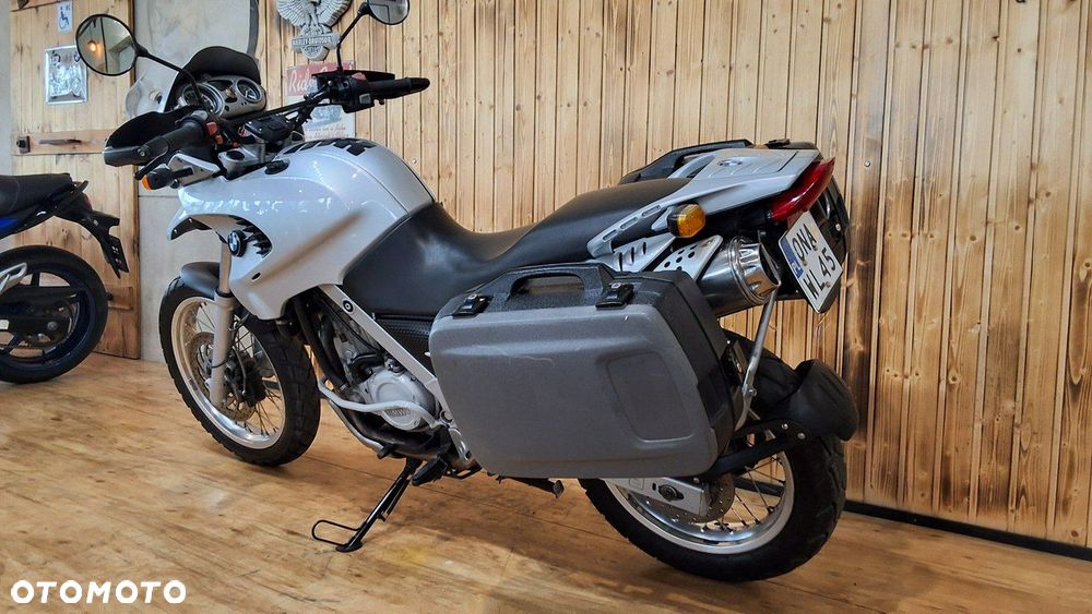 BMW F - 20
