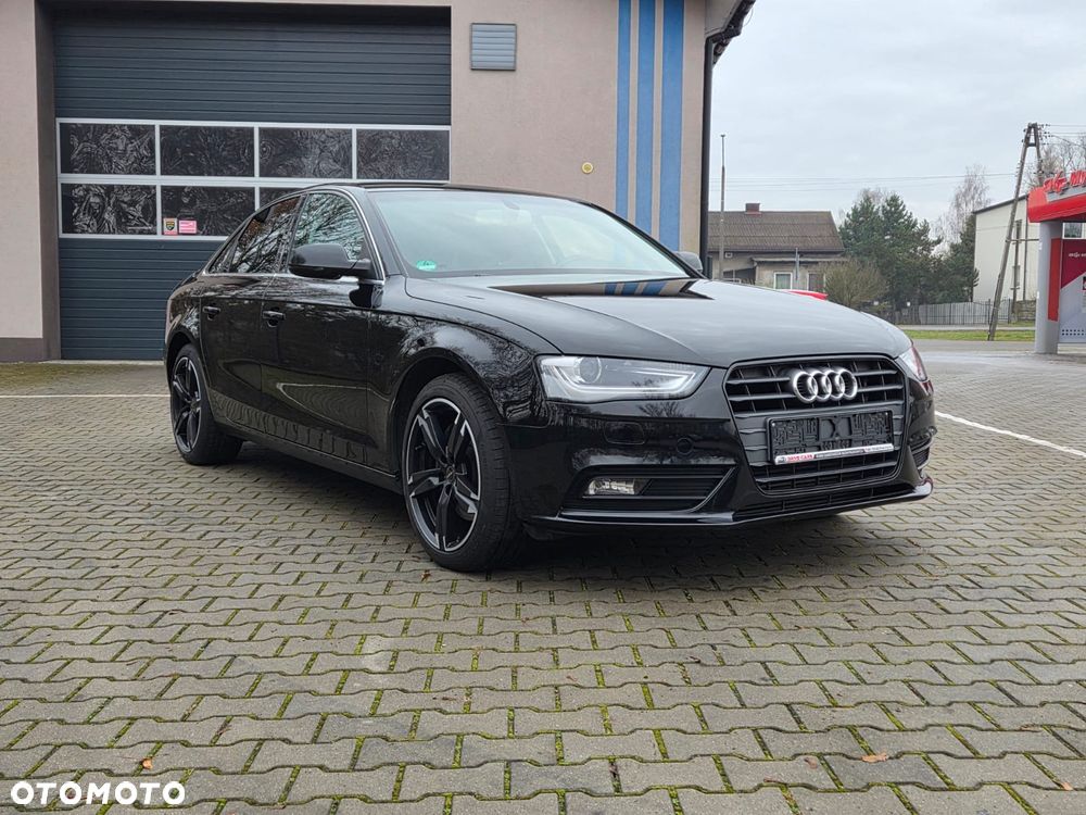 Audi A4 Limousine - 3