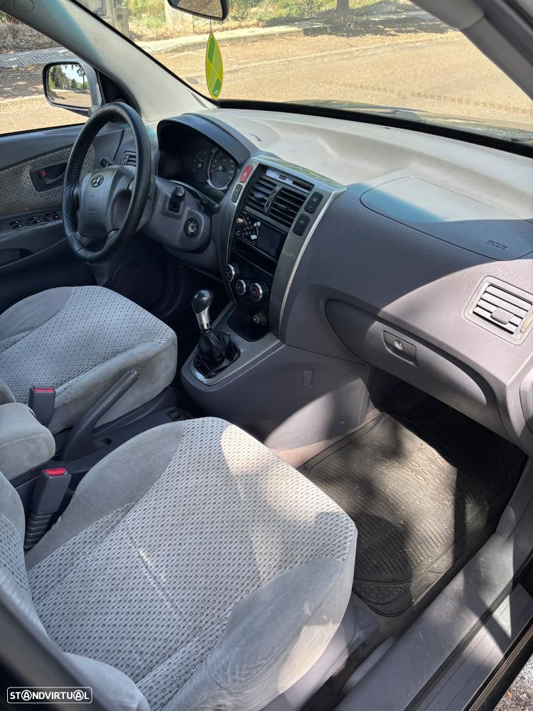 Hyundai Tucson 2.0 CRDi Comfort 4WD - 3