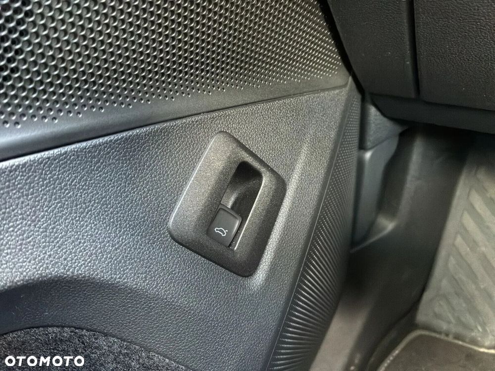 Volkswagen Tiguan - 27