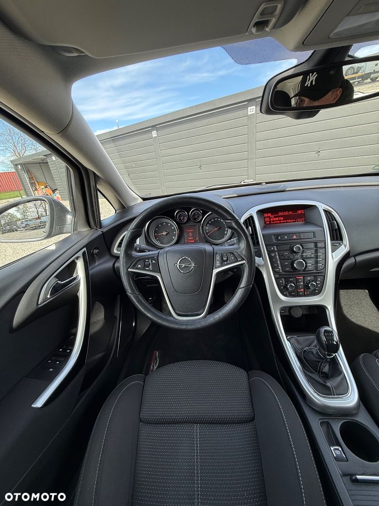 Opel Astra 1.4 Turbo Sport - 23