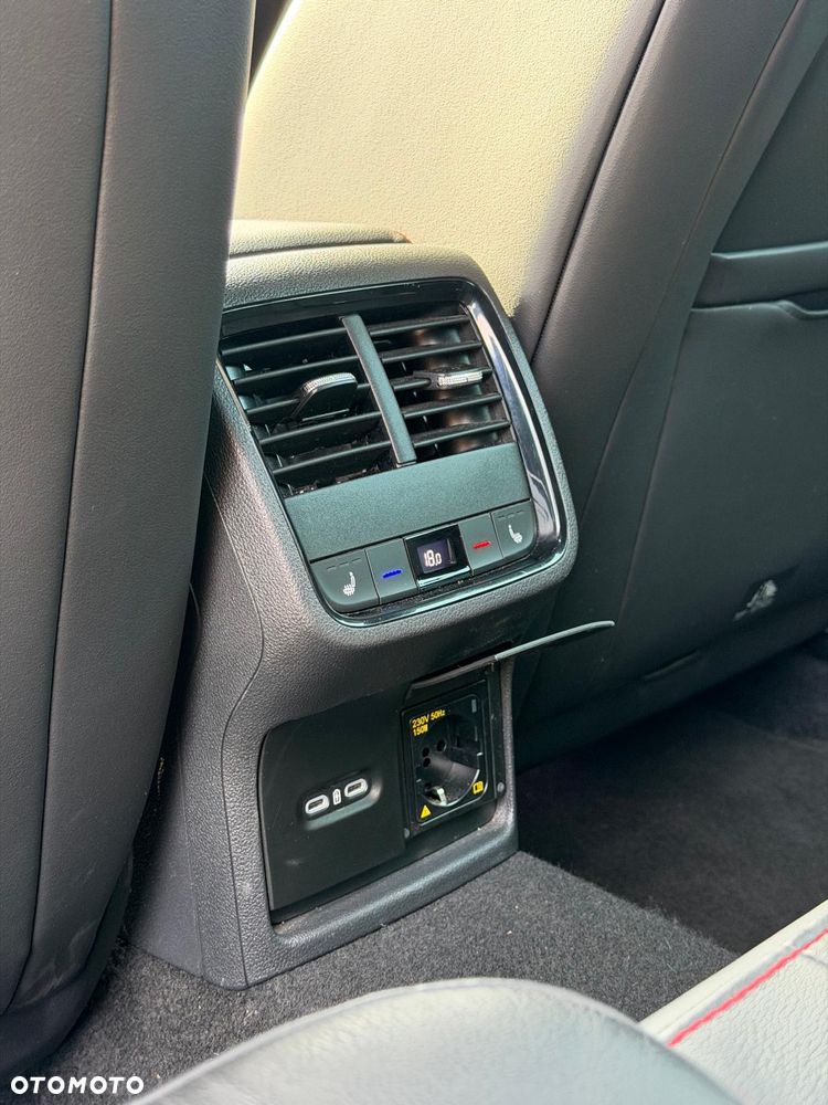 Skoda Octavia 2.0 TDI DSG RS Plus - 14