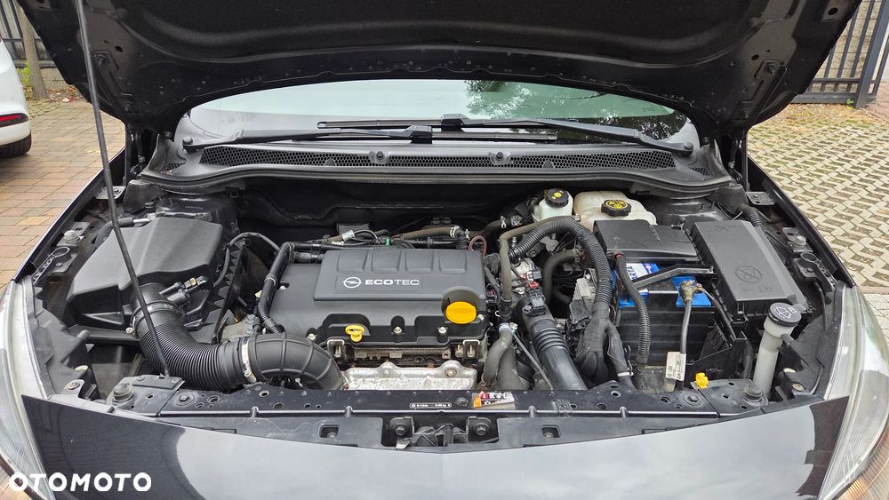 Opel Astra 1.4 Turbo Innovation - 11