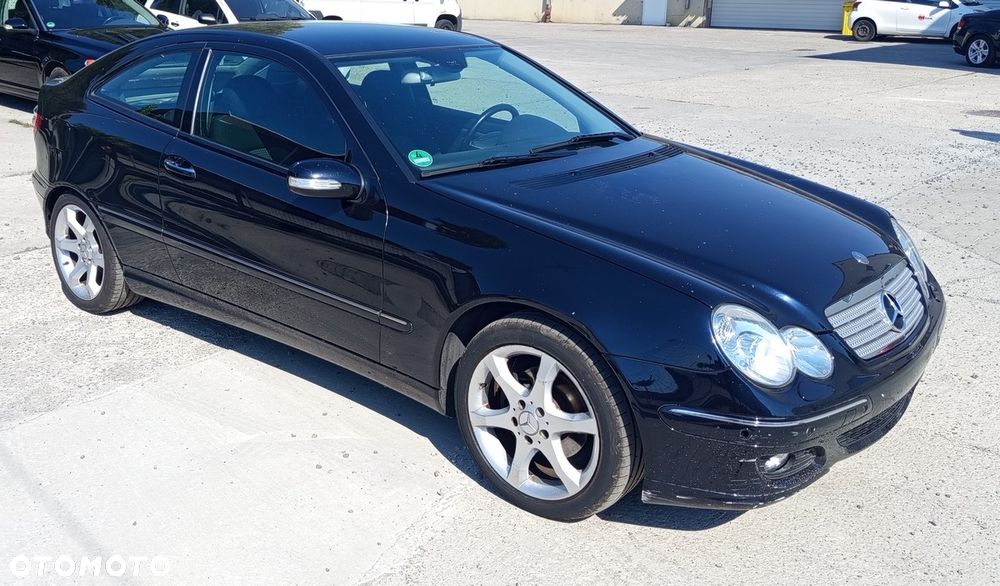 Mercedes-Benz Klasa C 180 Kompressor Automatik Sport Edition - 6