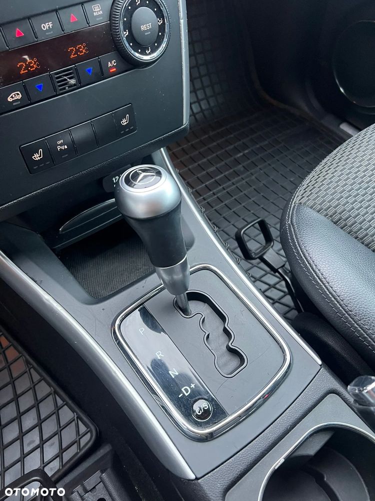 Mercedes-Benz Klasa A 200 CDI Autotronic Avantgarde - 18