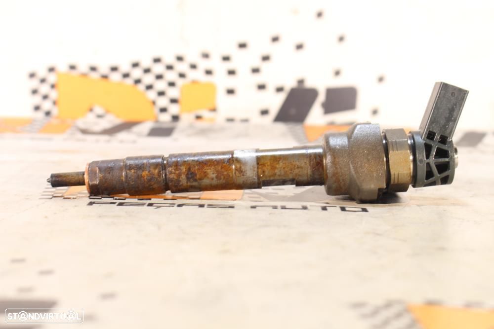 Injetor Bmw 1 (F20)  13537810702 / 7810702 / 0445110595 - 7