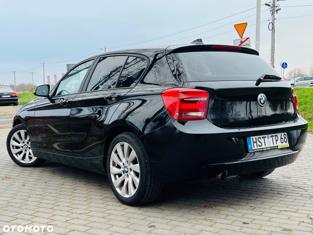 BMW Seria 1 114i - 3