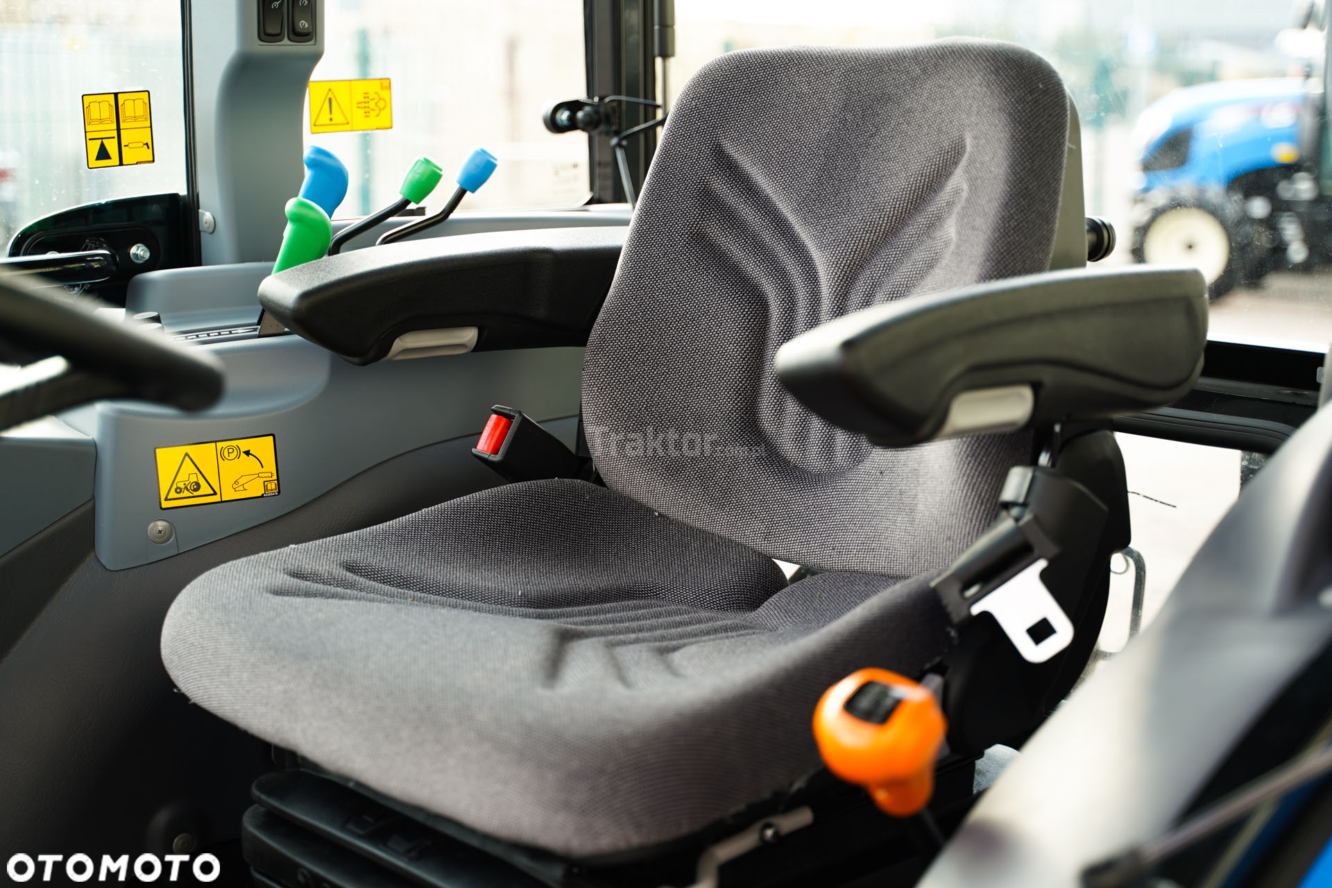 LS Traktor LS MT3.40 HST, CAB 4 x 4 - 40 KM - 24