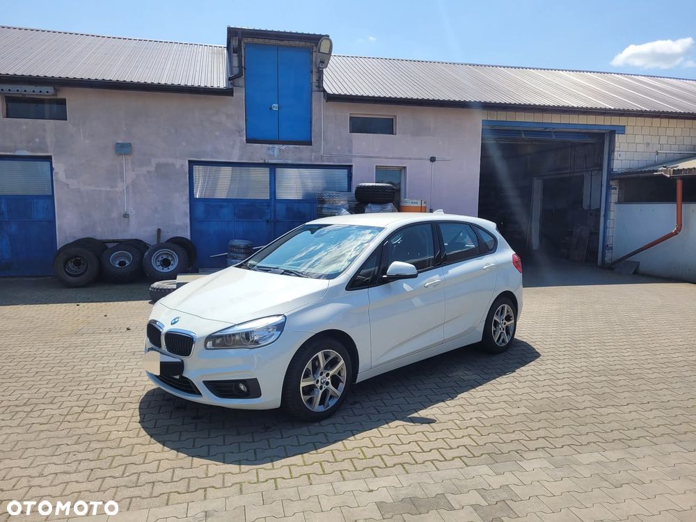 BMW Seria 2 218i - 1