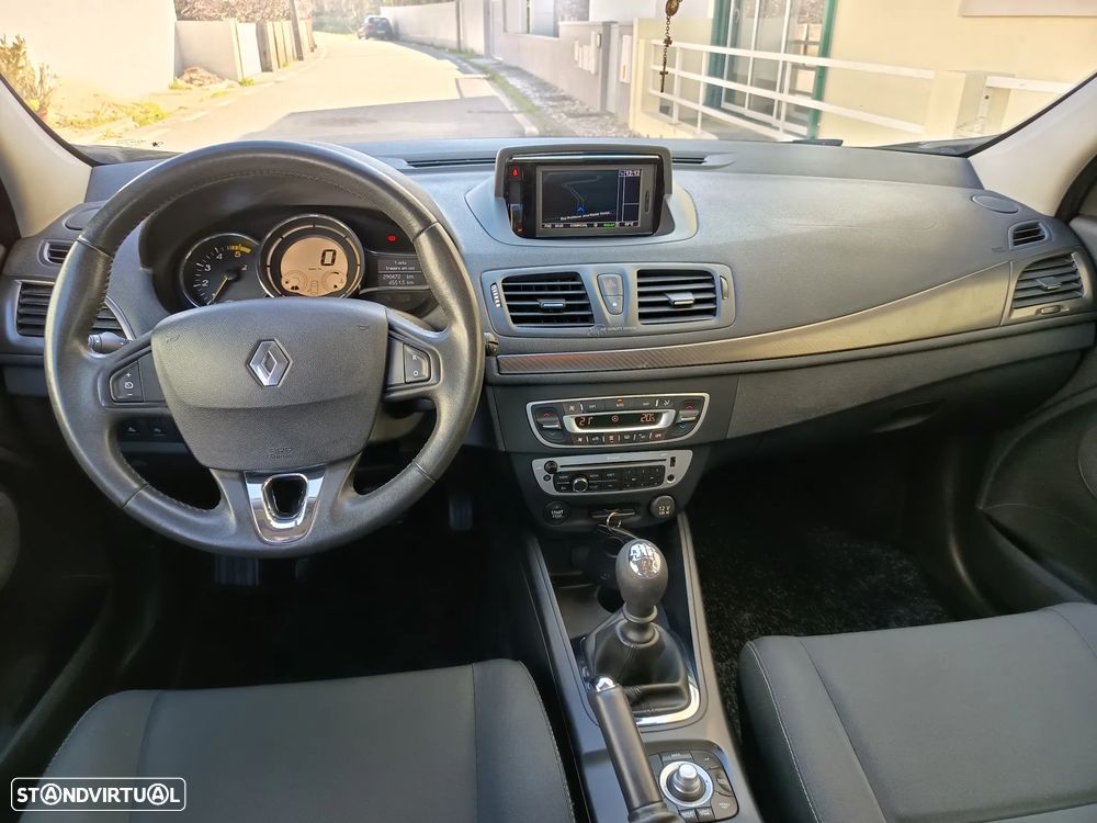 Renault Mégane 1.5 dCi Dynamique - 19