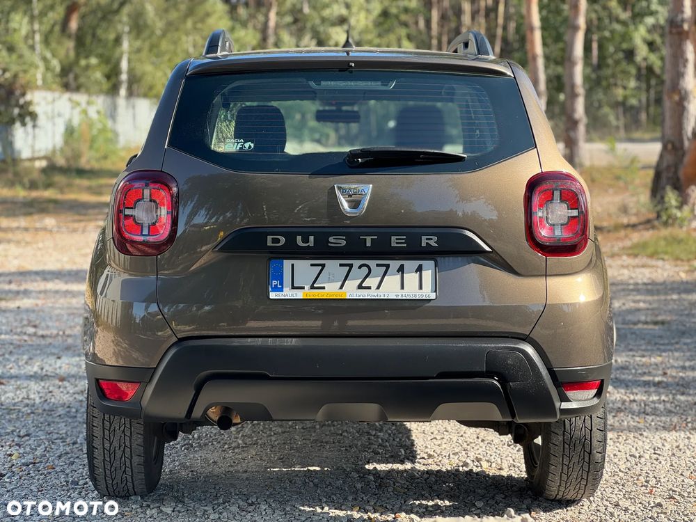Dacia Duster 1.6 SCe Laureate S&S - 10