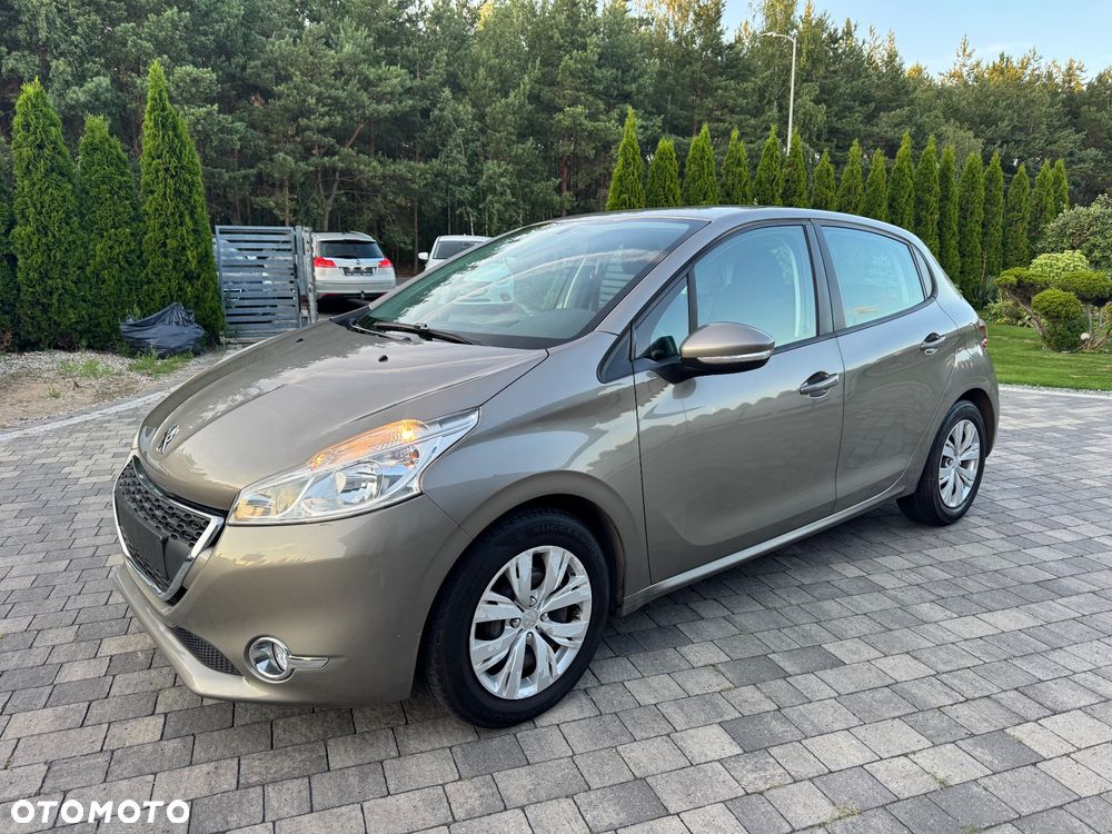 Peugeot 208 82 PureTech Style - 1