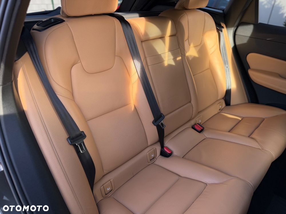 Volvo XC 60 D4 Inscription - 27