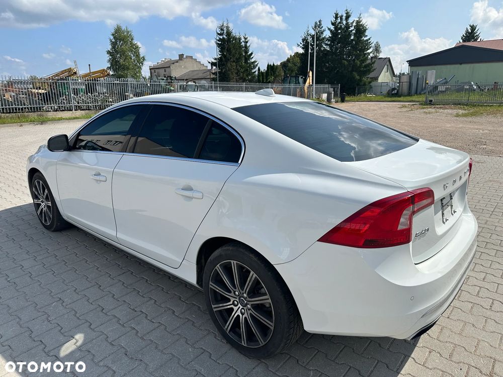 Volvo S60 - 10